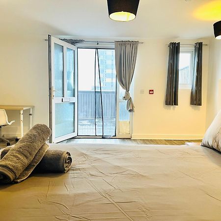 Spacious And Affordable City Center Two Beds Flat Swansea Eksteriør bilde